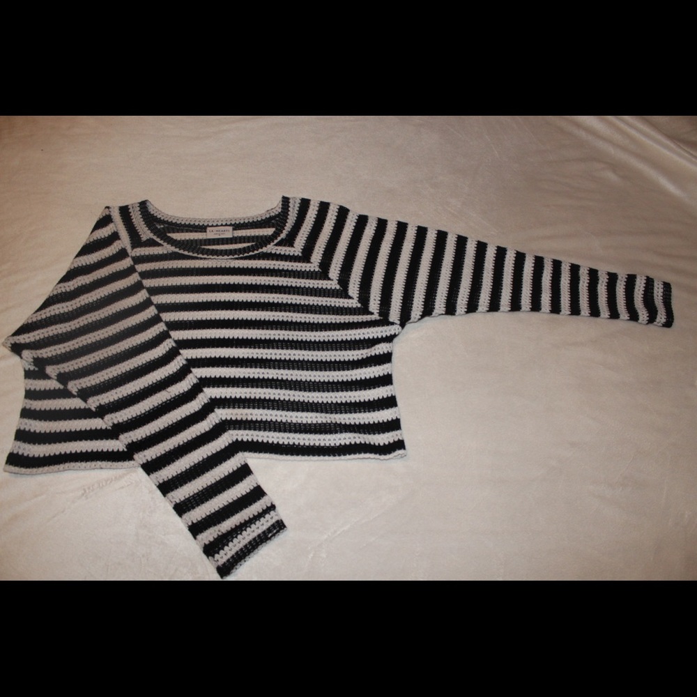 Knitted striped crop top